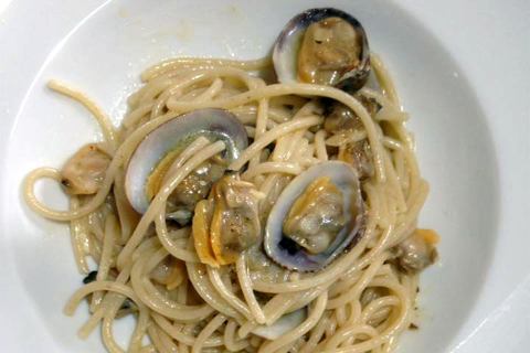 Spaghetti Cappelli Originale 1915 con le vongole, della serie le ricette degli amici, Antonino Lauria, Palermo