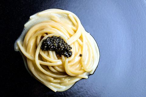 Spaghetti grandi con limone panna acida e caviale ferrarese, Errico Recanati, Andreina