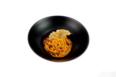 Il disco di carbonara con gli spaghetti grandi  ideato da  Elis Marchetti 