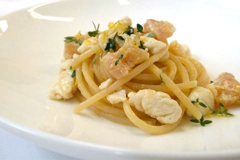 Spaghetti freddi di Paolo Paciaroni perché oggi per noi è un giorno di festa!