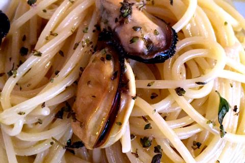 Spaghettini origano e cozze di Francesco Di Natale