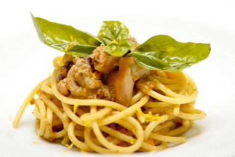 Da Taverna Flavia la versione quasi estiva dei nostri spaghetti grandi