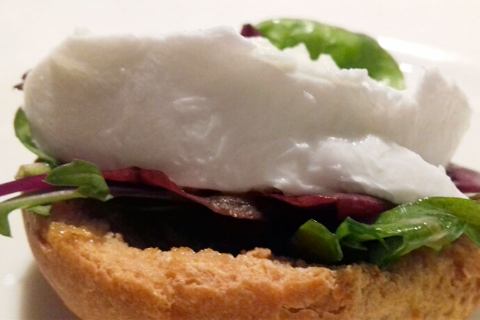 La rossella di Carlo Latini con bufala e misticanza