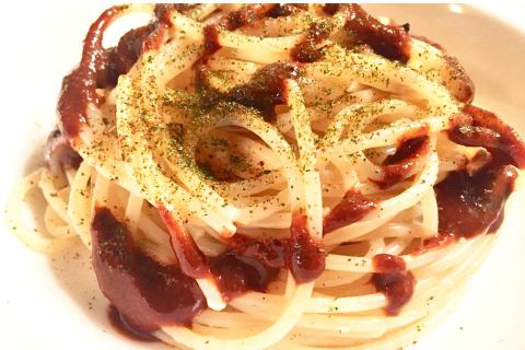 Gli spaghettini sardelle e pecorino di Francesco Di Natale, Bologna