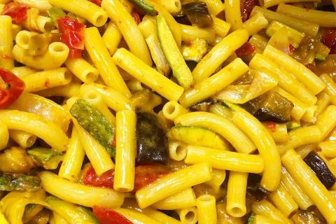 Maccheroni con verdure e zafferano di Valentina Santanicchio, Orvieto