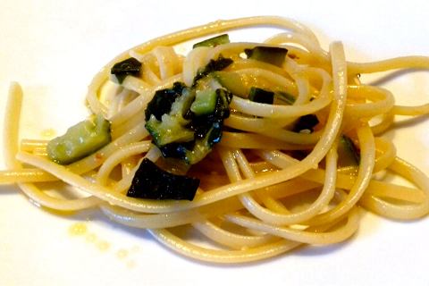 Trenette casalinghe con zucchine e trombolotto