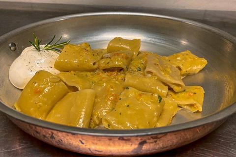 Mezzi paccheri del Vesuvio con burrata di Alessandra Cittadini