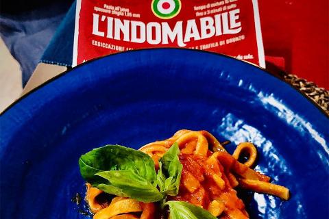 Indomabili tagliatelle pomodoro e basilico