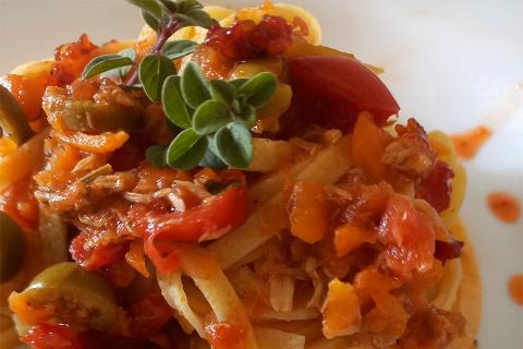Alici e confettura di peperoncino?