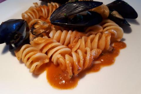 Fusilli Grandi Cappelli Originale 1915 e il sugo di Lorenzo