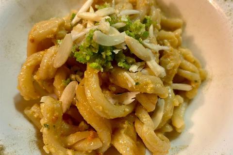 Il pesto alla trapanese di Ismaele Saisi