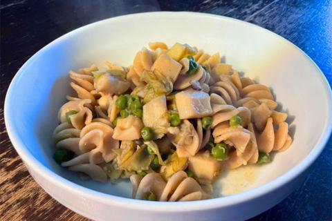 Fusilli Grandi Integrali seppie, carciofi e piselli