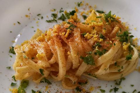 Vi vanno due tagliolini Indomabili con la bottarga?